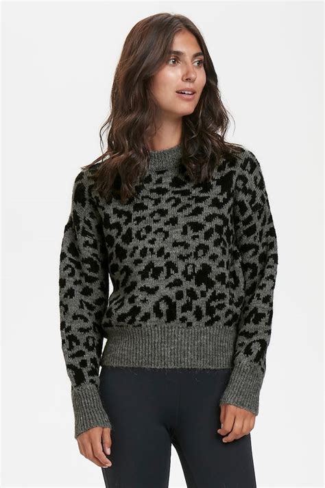 guess pullover leo print